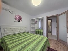 Piata Trapezului/ 1 minut metrou